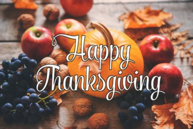 Balkabağı ile sonbahar arka plan. Şükran Günü. Seçici odaklama.