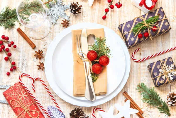 Julbakgrund. Dukning. Selektivt fokus. Semester. — Stockfoto