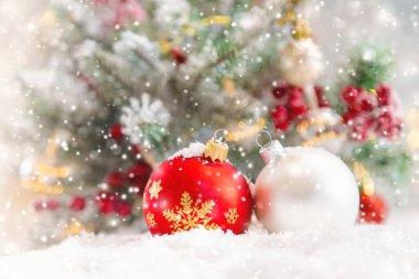 Mutlu Noeller, tebrik kartı geçmişi. Seçici odaklanma. Doğa.