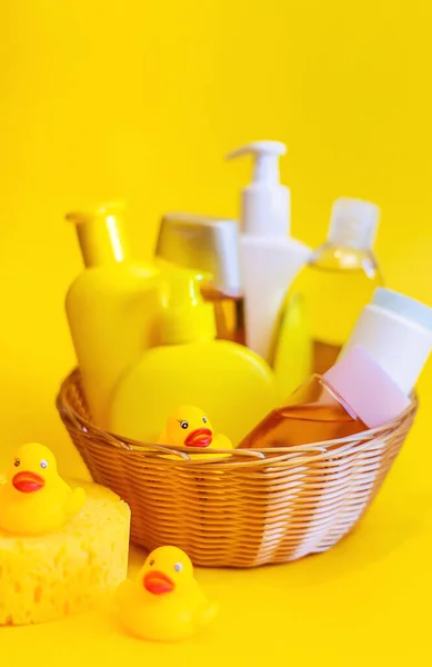 Zubehör Zum Baden Des Babys Selektiver Fokus Natur — Stockfoto