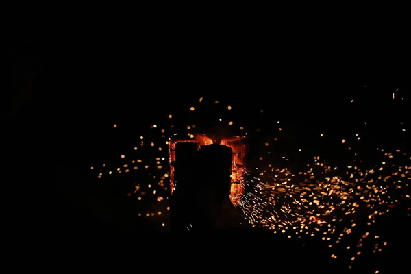 Leña Ardiendo Oscuridad — Foto de Stock