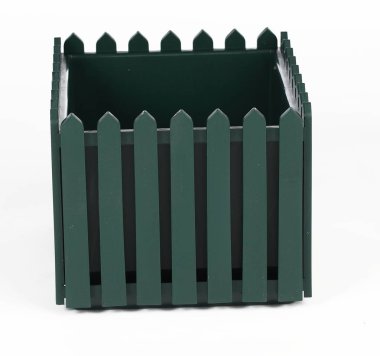 beyaz bir arka plan bir balkon için kafes saksı