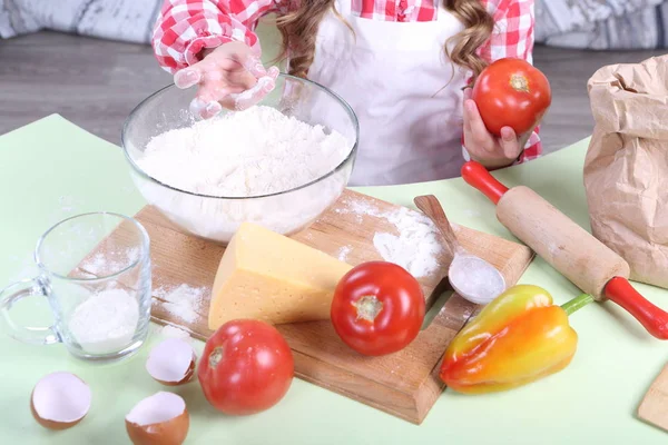 Children Hands Cooking Pizza — Stock Photo, Image