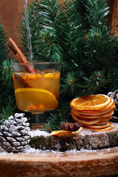 Bebida Caliente Espino Cerval Mar Bajo Árbol Navidad — Foto de Stock