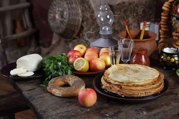 Krep hafta. Krep, kaçak içki ve elma ile Bayramı
