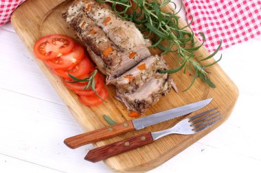 sebze ve biberiye ile domuz jambon