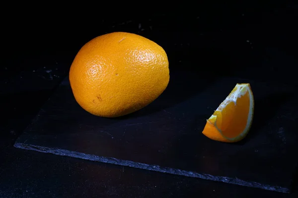 Orange Orange Sur Fond Sombre Tranche Orange — Photo