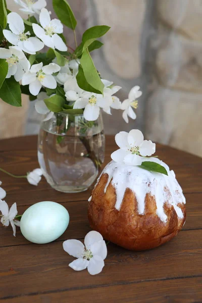 Torta Pasqua Zucchero Velo Bouquet Gelsomino Fiore — Foto Stock