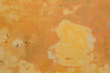 Duvar yüzeyinde boya ve sıva soyma