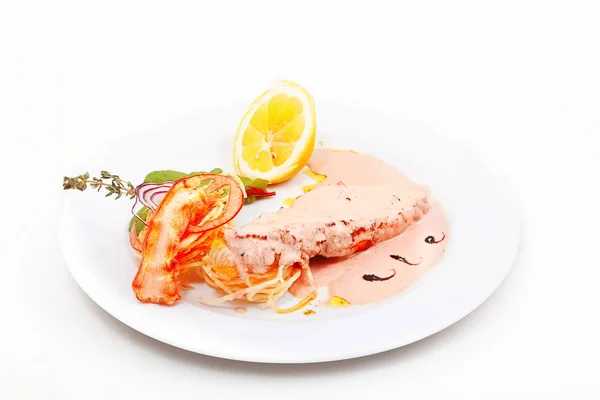 Zalm Met Saus Citroen Gedroogde Tomaten — Stockfoto