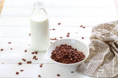 Sütlü çikolata topları. Mısır gevreği