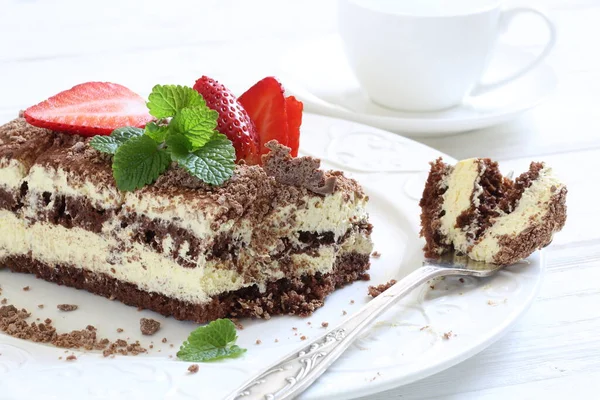 Tiramisu Strawberries Mint — Stock Photo, Image