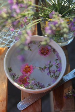 Lavantalı limonatayla hayat