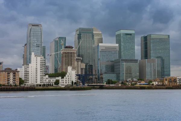 Irodaházak Canary Wharf Kereskedelmi Pénzügyi Központ Isle Dogs Londonban — Stock Fotó