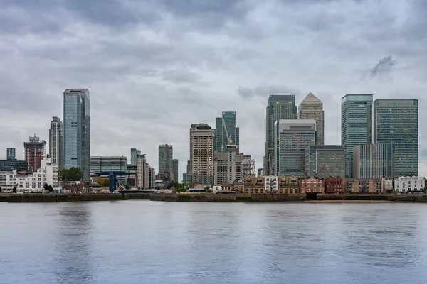 Irodaházak Canary Wharf Kereskedelmi Pénzügyi Központ Isle Dogs Londonban — Stock Fotó