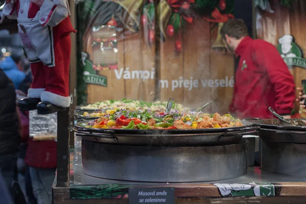 Brno Cseh Köztársaság December 2018 Istálló Főzés Étkezés Karácsonyi Vásár — Stock Fotó