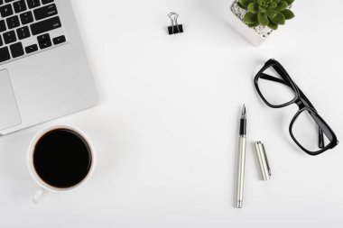 Üstten Görünüm office tablo Resepsiyon