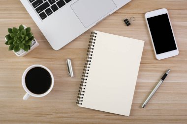 Üst Görünüm Ahşap Ofis Masası