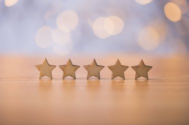 Müşteri deneyimini derecelendiren en iyi mükemmel iş hizmetleri 