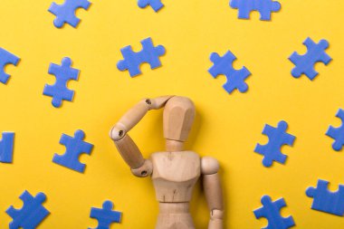 Bulmacalı Tahta Adam