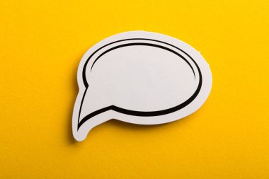 Konuşma Balonu Yalıtılmış Sarı Arka Plan