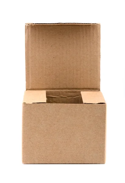 Caja de cartón aislada en blanco — Foto de Stock