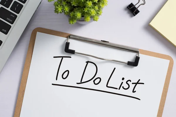 To Do List On Office Desktop — Stock Photo, Image