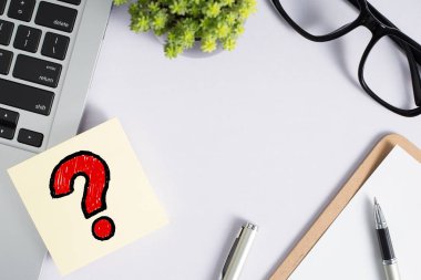 Soru İşaretli Office Masaüstü