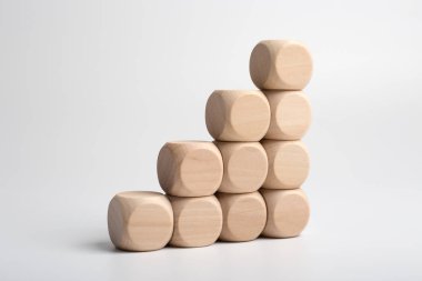 Büyüme Kavramı Blokları Beyaz Yalıtılmış