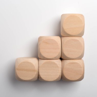 Büyüme Kavramı Blokları Beyaz Yalıtılmış