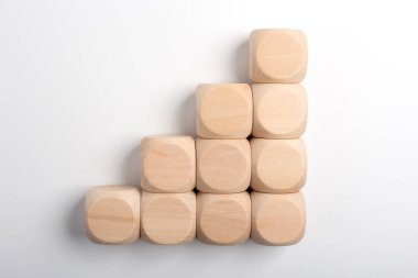 Büyüme Kavramı Blokları Beyaz Yalıtılmış