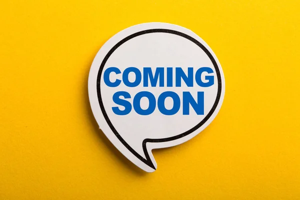 Coming Soon Speech Bubble Isolated On Yellow Background — Stock Photo, Image