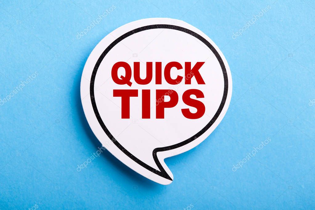 Quick Tips Concept speech bubble isolated on blue background.