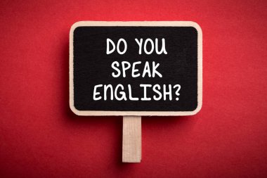 İngilizce biliyor musun? Tahta işareti..