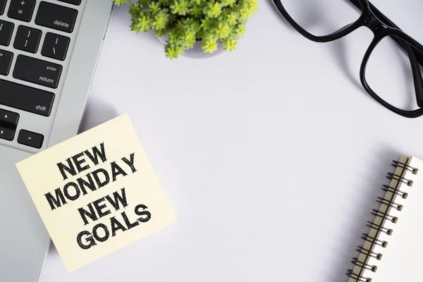 New Monday New Goals Concept Office Desktop Top View Copy — Zdjęcie stockowe