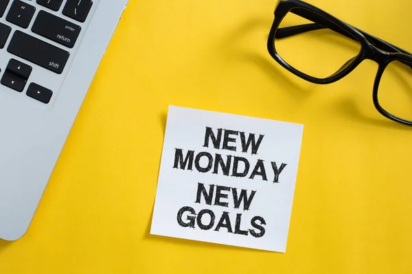 New Monday New Goals Concept Office Desktop View Office Supplies — Stock fotografie