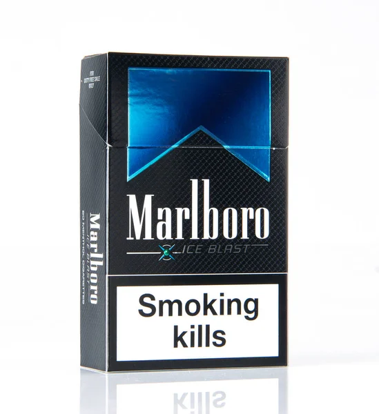 Marlboro Cigarette Packaging Isolated Photography — Stock Photo, Image