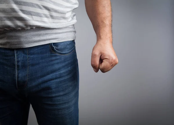 Poing Homme Colère Sur Fond Gris — Photo