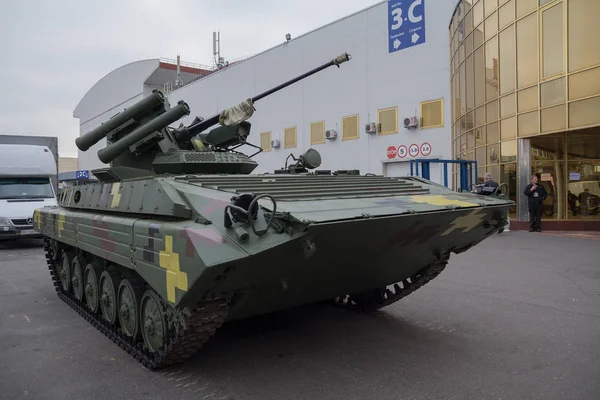 Kijów Ukraina Października 2016 Zmodernizowany Piechoty Walki Pojazdów Produkcji Ukraińskiej — Zdjęcie stockowe