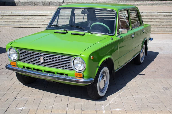 Donetsk Ucrania Agosto 2018 Automóvil Retro Soviético Vaz 2101 Exposición —  Fotos de Stock