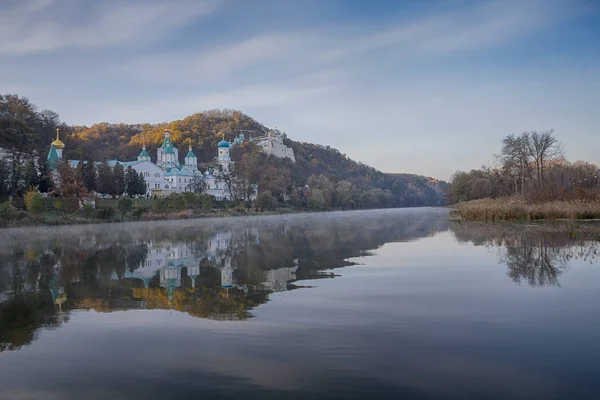 Seversky Donets Floden Med Utsikt Över Den Svyatogorsk Lavra Ukraina — Stockfoto