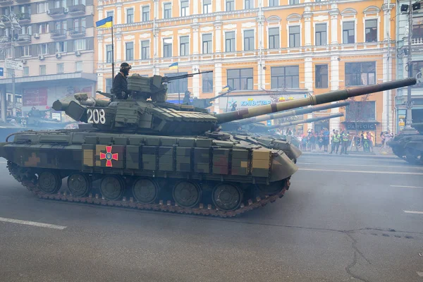 Kiev Ucrania Agosto 2018 Tanques Del Ejército Ucraniano Ensayo Del — Foto de Stock