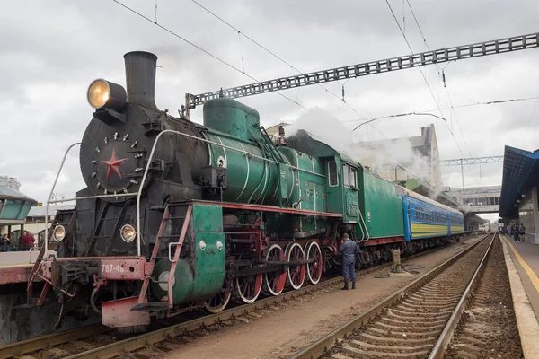 Kiev Ukraine October 2017 Departure Retro Locomotive Soviet Symbols Central — Stock Photo, Image