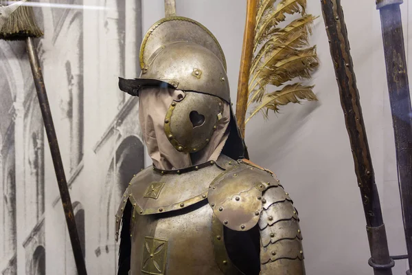 Kiev, Ukraine - May 19, 2018: Winged hussar armor is the heavy cavalry of the Polish army at the National Museum of History of Ukraine — Stock Photo, Image