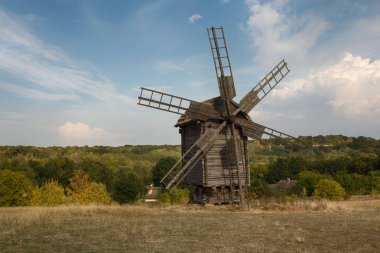 Eski antika ahşap fabrikasında Pirogovo. Kiev, Ukrayna