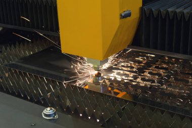 Metal Cnc Lazer kesim. Modern endüstriyel teknoloji