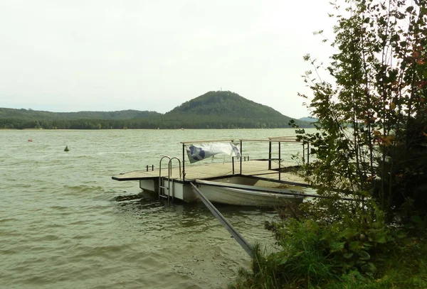 Προβλήτα Στις Όχθες Της Λίμνης Macha — Φωτογραφία Αρχείου