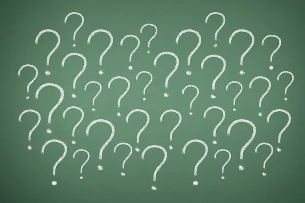 Question marks on blackboard — Stock Photo, Image