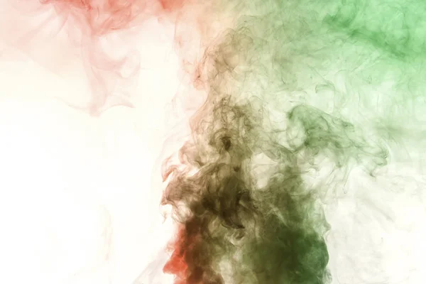 Fumo colorato su sfondo bianco — Foto Stock