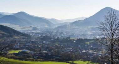Likavka, Slovakya - 17 Kasım 2018: Ruzomberok kasaba ve Dağları arasında Vadisi'nde yer alan Likavka Köyü.
